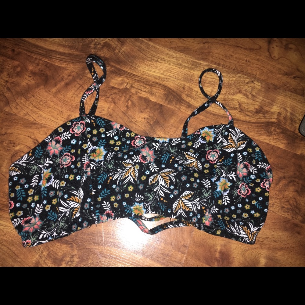 Cute designed bra-let with cute open back design.